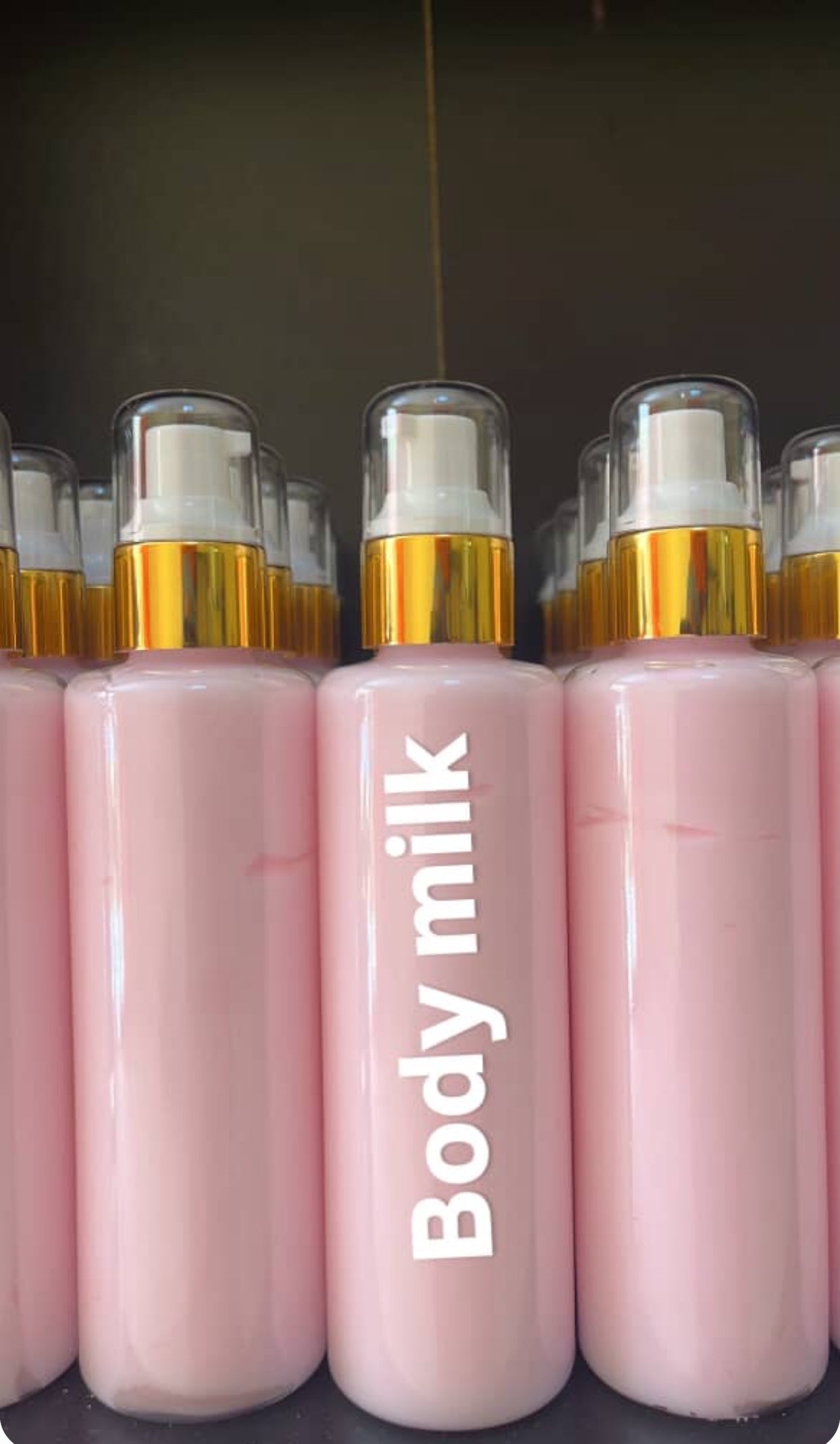 Organic body milk with pheromones